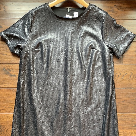 NWT GAP black sequin dress t-shirt style relax fit - Picture 5 of 11